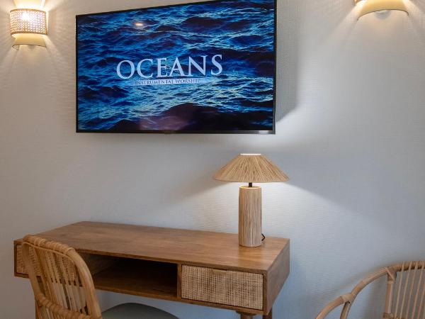 Résidence Hôtelière Chambord au coeur de Menton - entièrement rénovée : photo 4 de la chambre chambre double deluxe