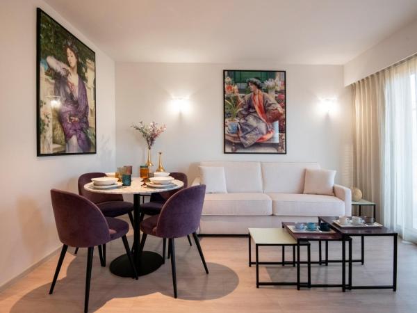 Résidence Hôtelière Chambord au coeur de Menton - entièrement rénovée : photo 2 de la chambre appartement deluxe