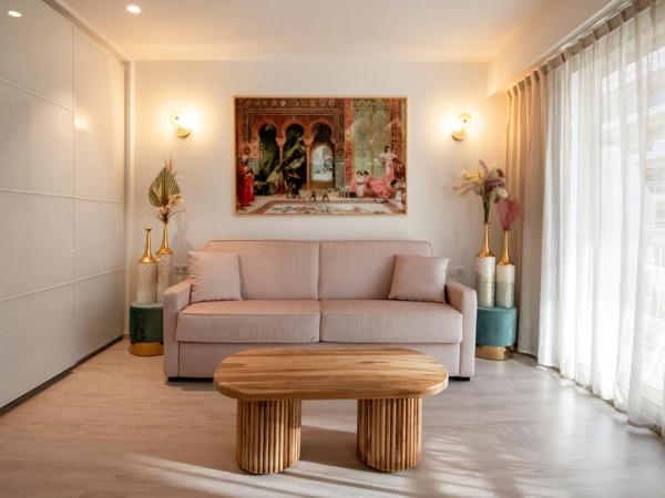 Résidence Hôtelière Chambord au coeur de Menton - entièrement rénovée : photo 5 de la chambre appartement deluxe