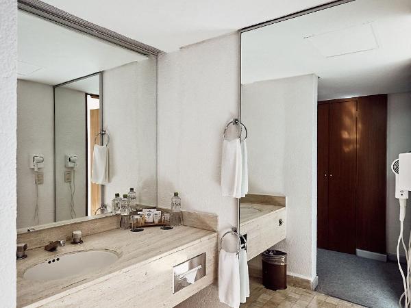 Hotel del Prado : photo 4 de la chambre chambre lit king-size