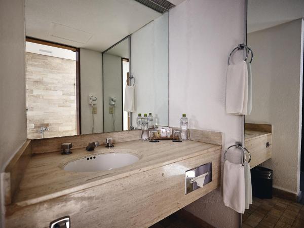 Hotel del Prado : photo 8 de la chambre chambre lit king-size