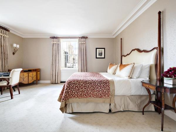 The Pierre, A Taj Hotel, New York : photo 2 de la chambre grande suite deluxe 2 chambres