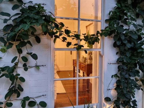 Edward Lodge New Fam : photo 2 de la chambre chambre lit queen-size premium