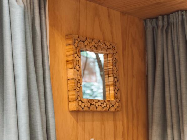 Ora Retreat : photo 9 de la chambre chambre double avec toilettes communes