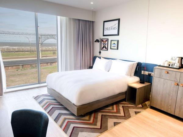 Hampton By Hilton Blackpool : photo 1 de la chambre premium queen room with view - accessible