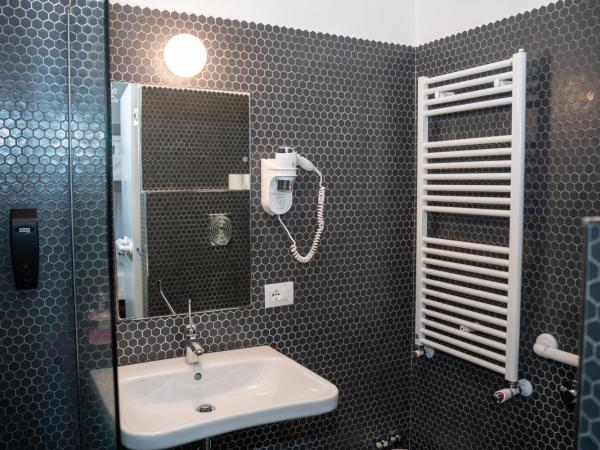 Babila Hostel & Bistrot : photo 4 de la chambre lit dans dortoir pour femmes de 6 lits