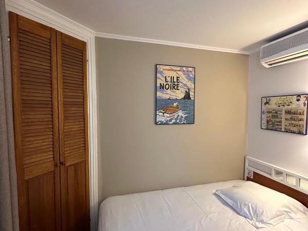 Logis Hôtel Restaurant LE MONARQUE : photo 2 de la chambre chambre simple - lit 90 cm