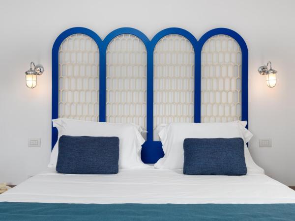 Villa Lia Hotel Capri : photo 1 de la chambre chambre double supérieure avec baignoire spa - vue sur mer