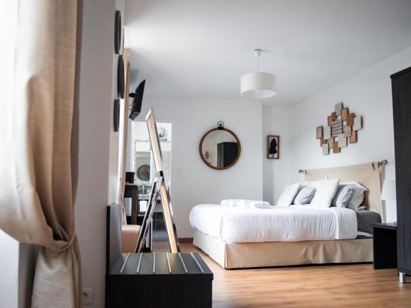 Hôtel Le Tivoli : photo 3 de la chambre suite