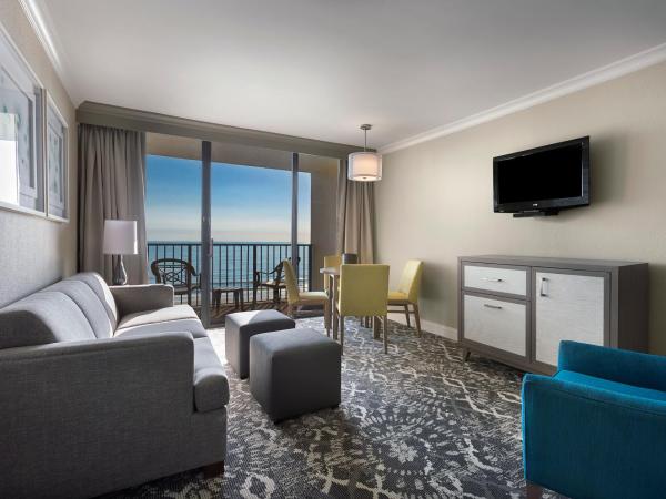 Breakers Resort Hotel : photo 1 de la chambre palms oceanfront one bedroom queen suite
