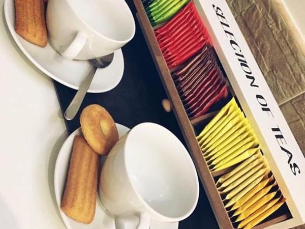 La Stella Di Napoli B&B : photo 4 de la chambre chambre double avec salle de bains privative