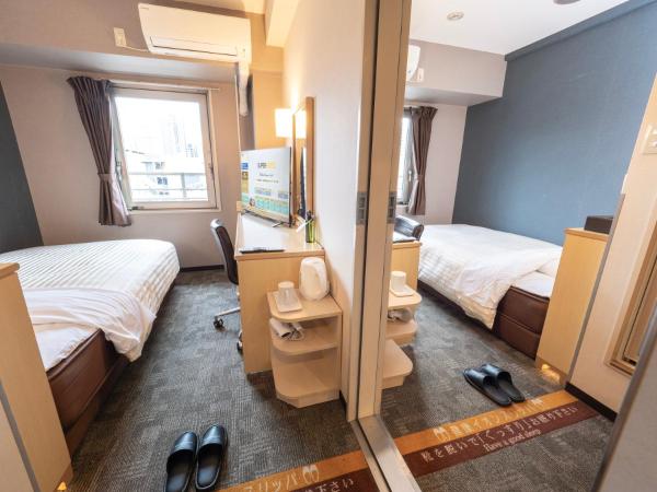 Super Hotel Osaka Natural Hot Springs : photo 2 de la chambre chambres communicantes - non-fumeurs