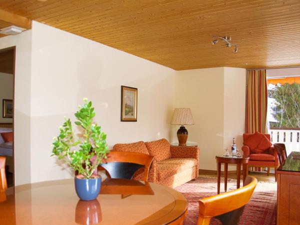 Hotel Silberhorn - Residences & Spa Wengen : photo 5 de la chambre suite avec balcon - vue sur la jungfrau