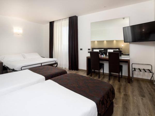 Best Western Hotel Biri : photo 4 de la chambre chambre familiale