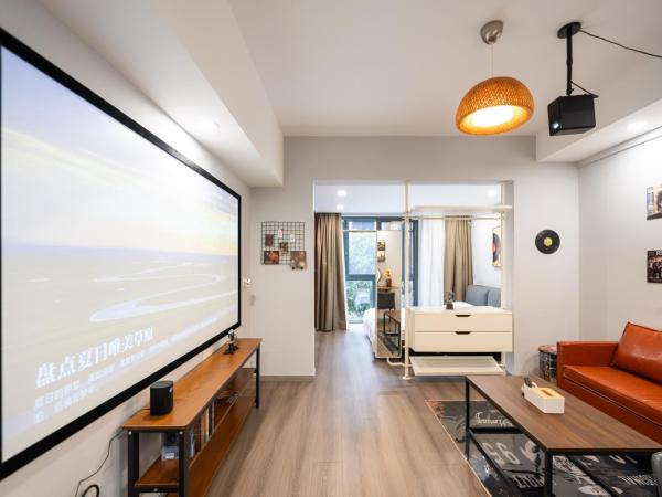 Cloud Expo Apartment : photo 1 de la chambre industrial style apartments