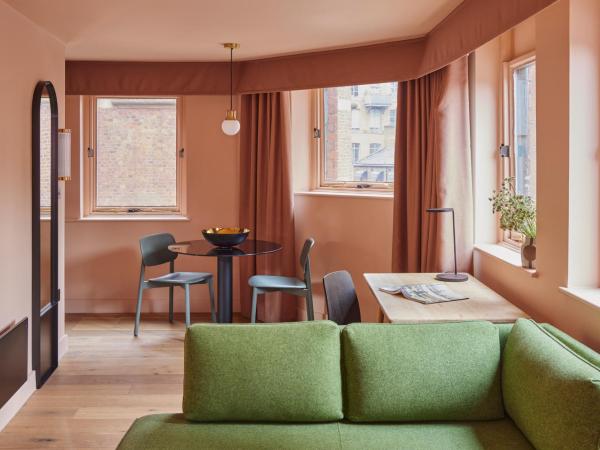 Whitworth Locke : photo 2 de la chambre suite 1 chambre avec bureau