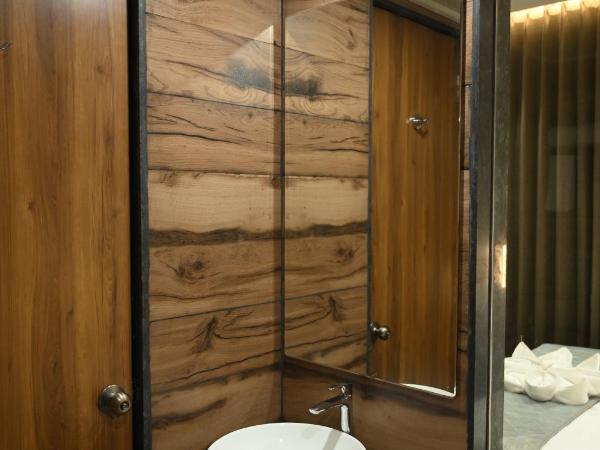 Mango Leaf Lake Resort : photo 6 de la chambre chambre deluxe