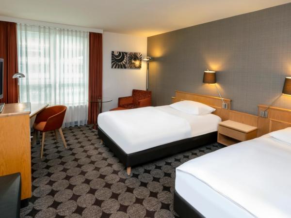 Mövenpick Hotel Nürnberg Airport : photo 8 de la chambre chambre lits jumeaux classique