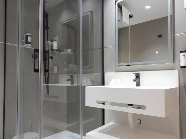 Hotel La Milagrosa : photo 5 de la chambre appartement avec terrasse