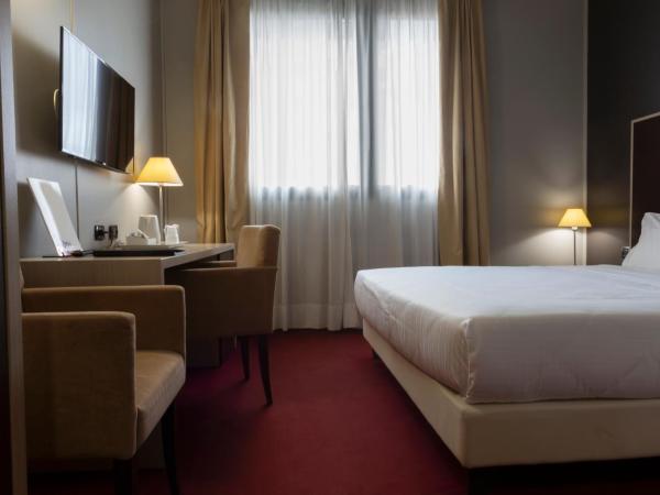 Art Hotel Olympic : photo 3 de la chambre chambre double classique (1 adulte)