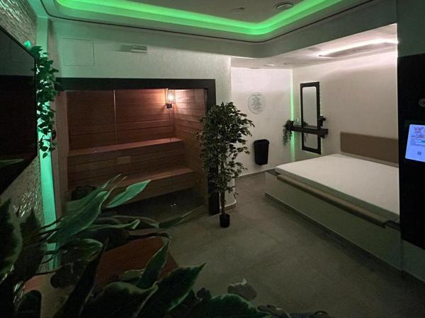 me and SPA : photo 1 de la chambre suite avec sauna