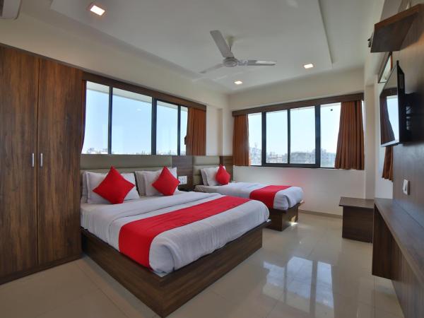 Hotel Sunstar Inn : photo 4 de la chambre chambre triple