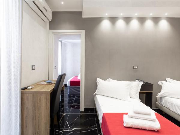 Hotel Bella Napoli : photo 5 de la chambre chambre quadruple