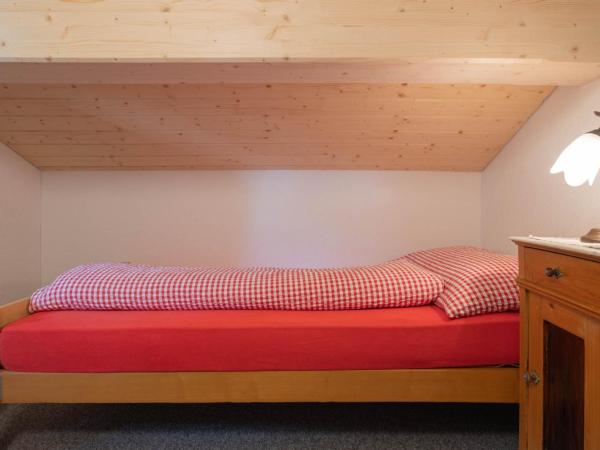 Lehmann's Herberge Hostel : photo 8 de la chambre petite chambre simple avec salle de bains commune