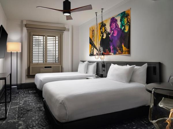 The Barnes San Francisco, Tapestry Collection by Hilton : photo 2 de la chambre chambre avec 2 grands lits queen-size