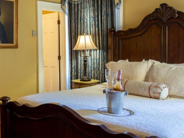 Eliza Thompson House, Historic Inns of Savannah Collection : photo 1 de la chambre chambre r. bruce lit king-size de luxe - maison principale