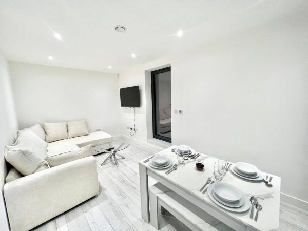 Queens Luxury Apartments Wembley Stadium - London : photo 3 de la chambre appartement avec terrasse