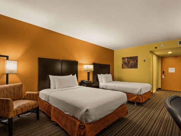 Best Western The Plaza Hotel - Free Breakfast : photo 4 de la chambre chambre double avec 2 lits doubles