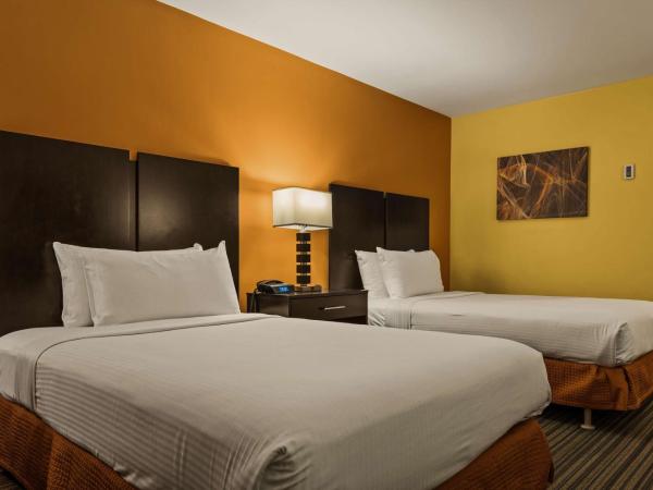 Best Western The Plaza Hotel - Free Breakfast : photo 3 de la chambre chambre double avec 2 lits doubles