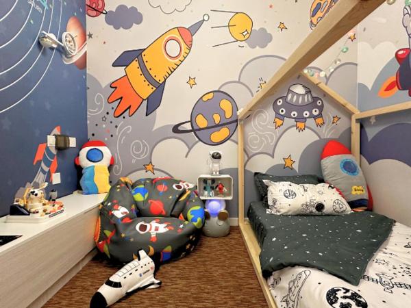 Somerset Kuala Lumpur : photo 1 de la chambre astronaut-themed 1 bedroom premier family suites