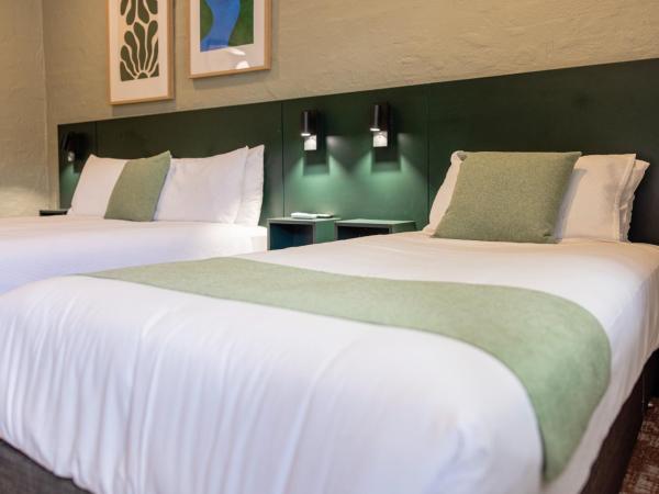 Everton Park Hotel : photo 3 de la chambre deluxe room with queen and king single