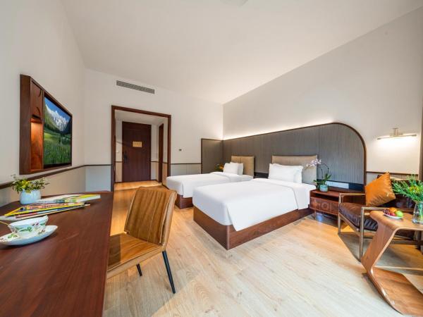 Wuyu Hotel, Jinyun Mountain Store, Southwest University : photo 2 de la chambre chambre lits jumeaux - vue sur montagne