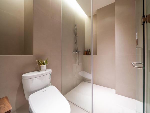 Wuyu Hotel, Jinyun Mountain Store, Southwest University : photo 6 de la chambre chambre lit queen-size - vue sur jardin