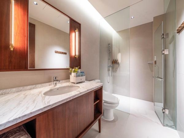 Wuyu Hotel, Jinyun Mountain Store, Southwest University : photo 1 de la chambre chambre lit king-size - vue sur jardin