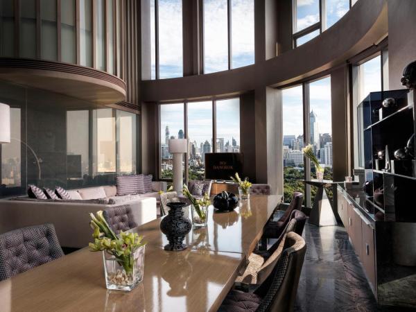SO/ Bangkok : photo 4 de la chambre so vip duplex suite panoramic city and lumpini park view - club signature benefits
