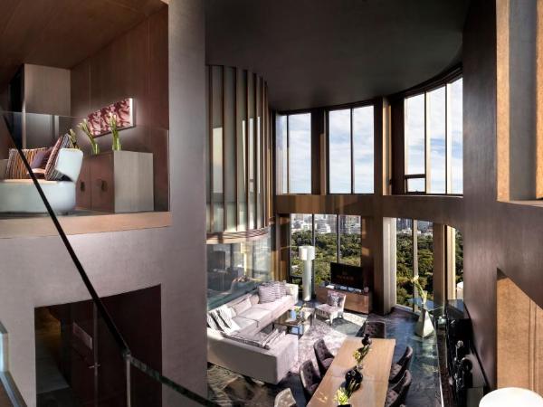 SO/ Bangkok : photo 5 de la chambre so vip duplex suite panoramic city and lumpini park view - club signature benefits