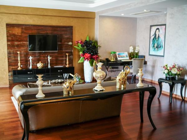 Prime Beach Hotel Ex Ideal Prime Beach : photo 1 de la chambre suite lit king-size - vue sur mer