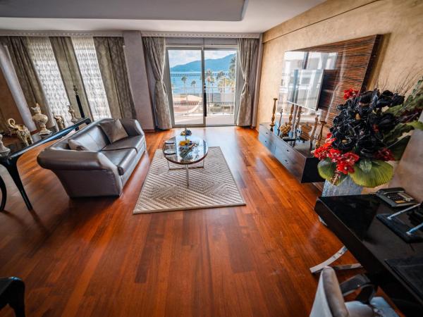 Prime Beach Hotel Ex Ideal Prime Beach : photo 2 de la chambre suite lit king-size - vue sur mer