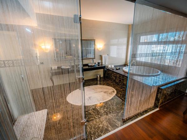 Prime Beach Hotel Ex Ideal Prime Beach : photo 6 de la chambre suite lit king-size - vue sur mer