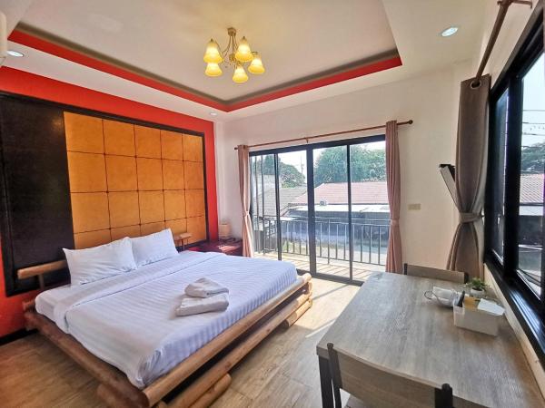 Kan Home Hotel : photo 1 de la chambre chambre double avec balcon