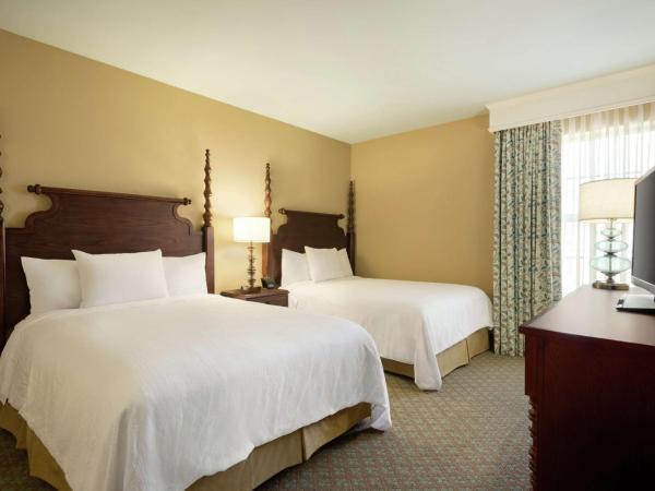 Embassy Suites Savannah Historic District : photo 7 de la chambre suite 2 chambres lit queen-size avec 2 lits queen-size