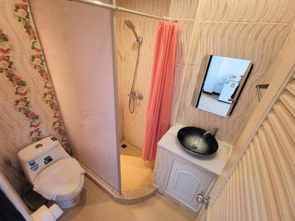 Kan Home Hotel : photo 4 de la chambre chambre double avec balcon