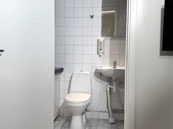 Nomad Gardet : photo 5 de la chambre petite chambre lits jumeaux