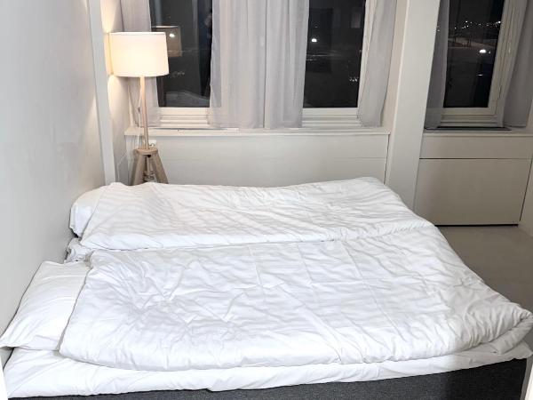 Nomad Gardet : photo 1 de la chambre petite chambre lits jumeaux