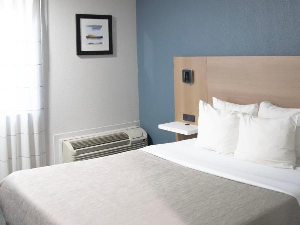 Quality Inn Portland Airport PDX : photo 3 de la chambre chambre lit queen-size - non-fumeurs