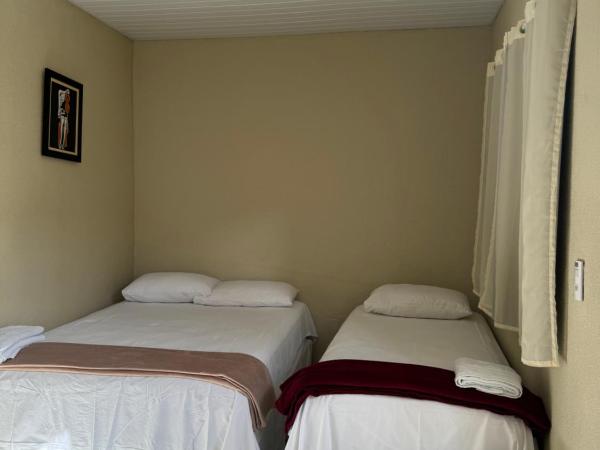 Pousada da Celma : photo 2 de la chambre chambre lits jumeaux